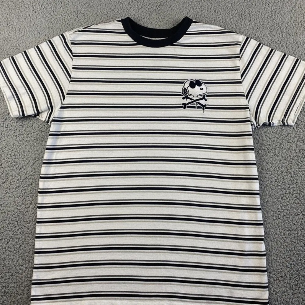 Peanuts Joe Cool Crossbones Shirt Mens Size XL Striped Embroidered Snoopy